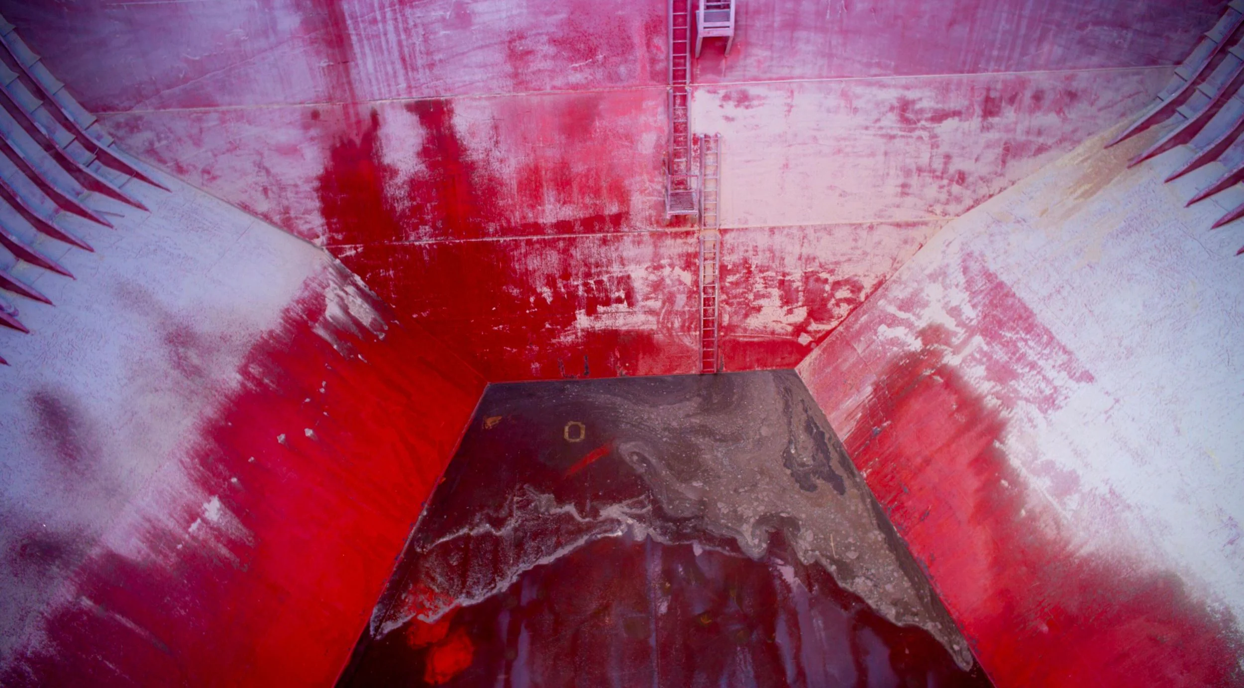 The vast empty hold of the Fair Lady suggests a painterly composition. (Dead Slow Ahead)