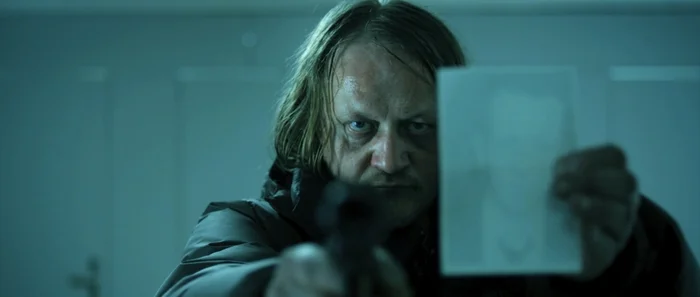 Jürgen Rißmann as Walter
