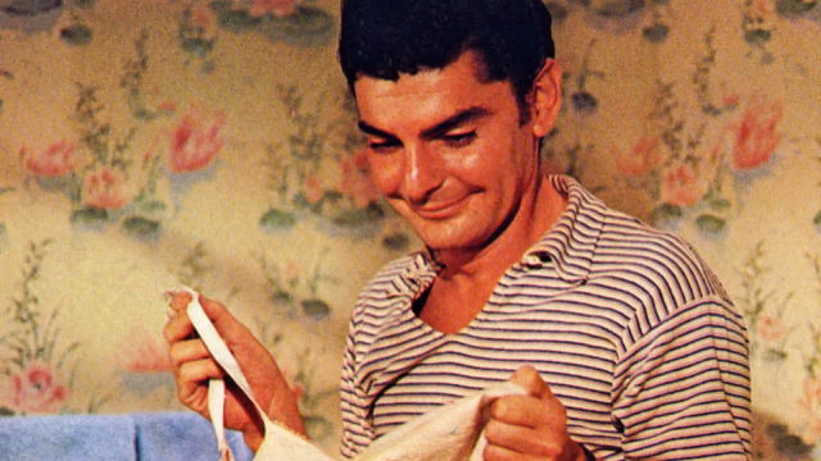 Richard Benjamin as Portnoy