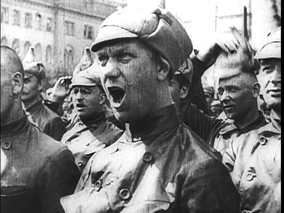 Dziga Vertov's Stride, Soviet