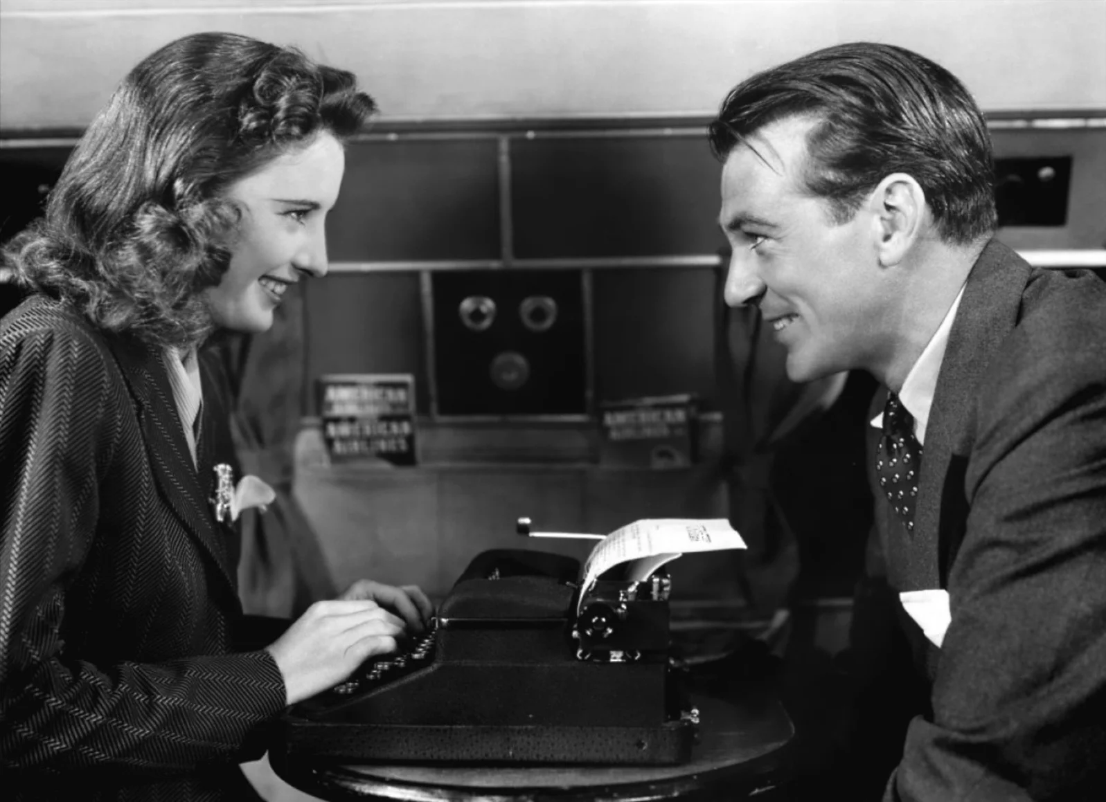 Barbara Stanwyck and Gary Cooper as reporter Ann Mitchell and former hobo Long John Willoughby