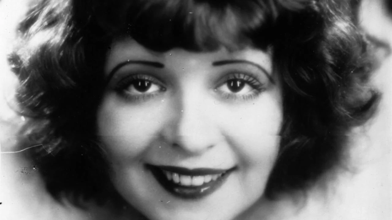 "It girl" Clara Bow