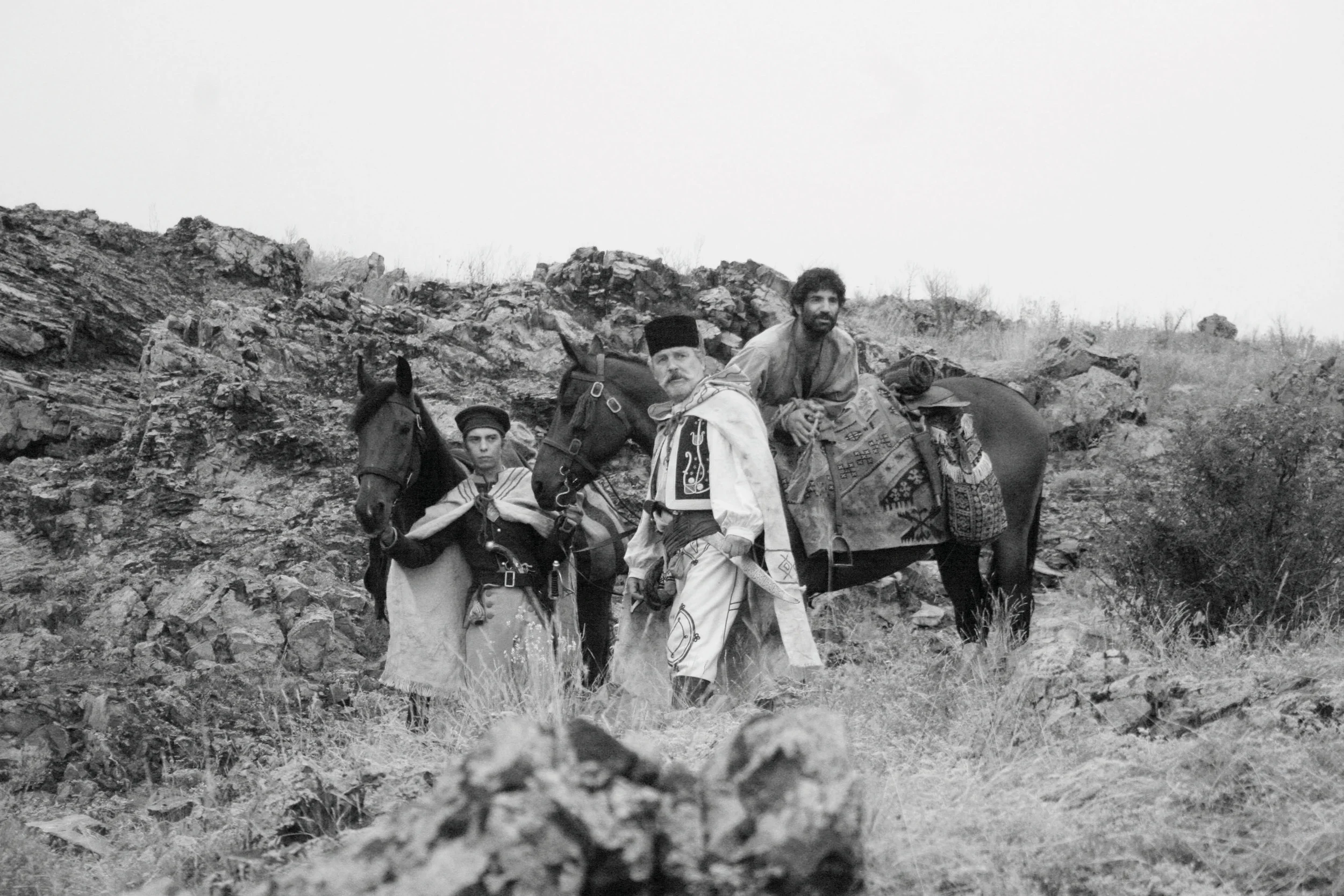 Mihai Comānoiu (Ionitā), Teodor Corban (Costandin) and Cuzin Toma (Carfin).