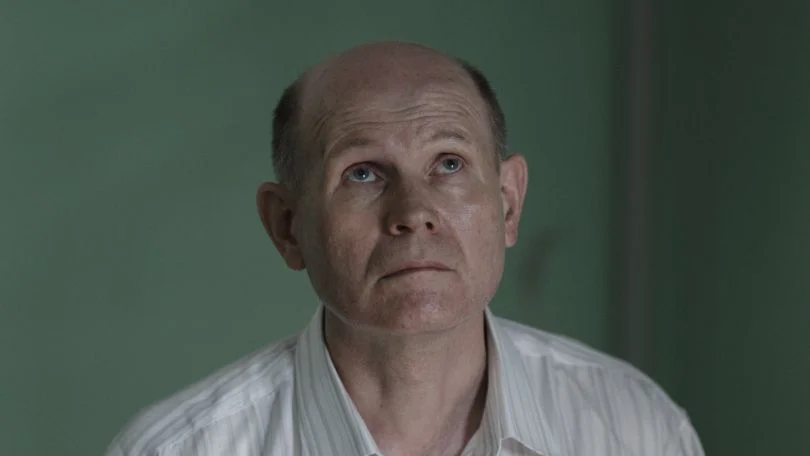 An unreconstructed homo Sovieticus spies on his neighbors in Sella Turcica , a drama by Yusup Razykov.