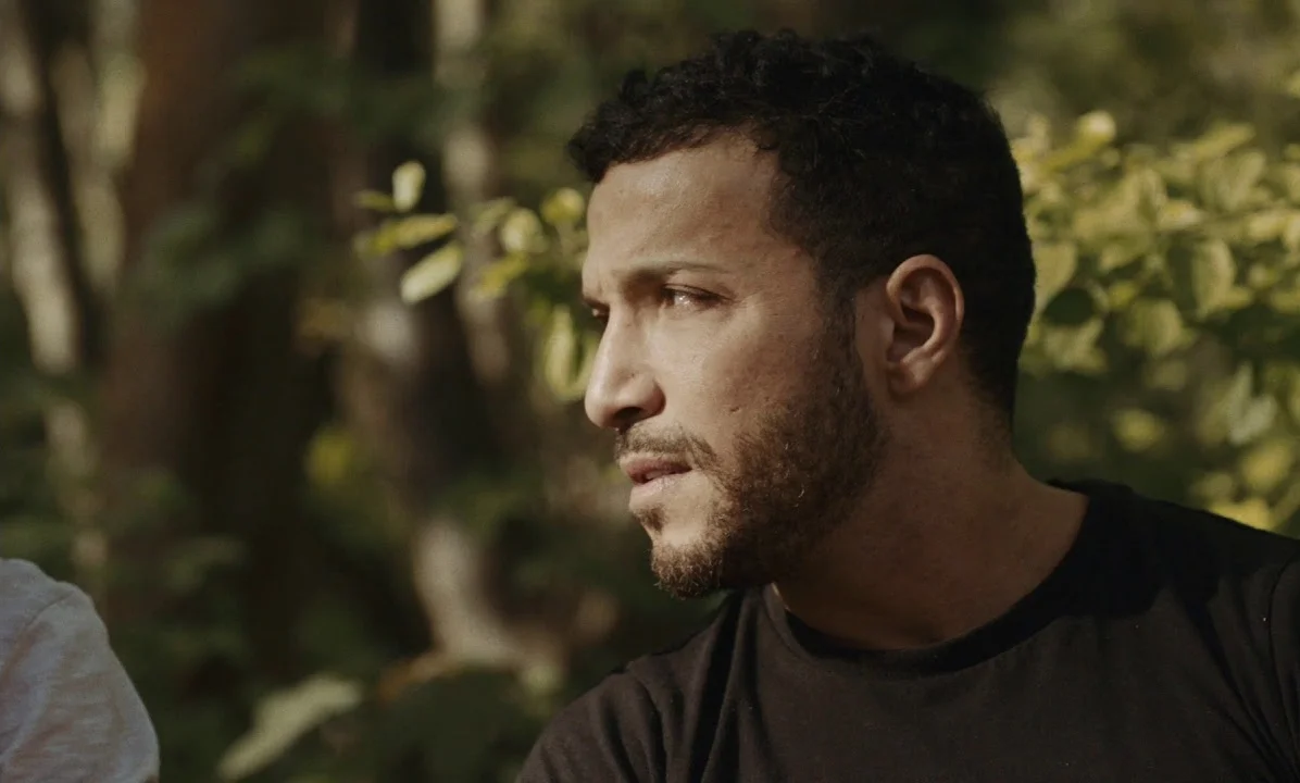 Ahd (Eric Bernard), also a sex worker and Léo’s lover.
