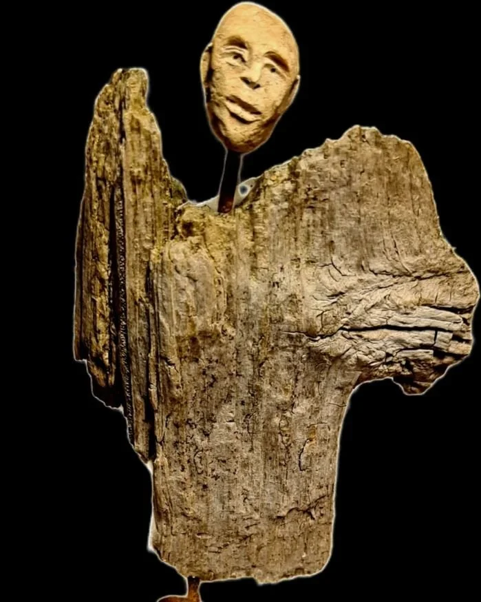 &Auml;nglar, finns dom?
#driftwood #stoneware #clay #figurative #sculpture #art #face #head #konstiharryda #konstriket #svenskakonstnarsforbundet