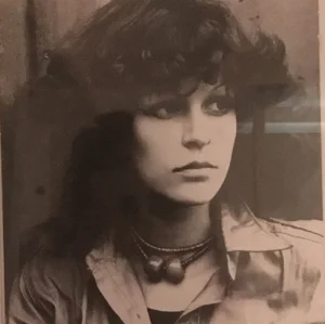 1973 . .