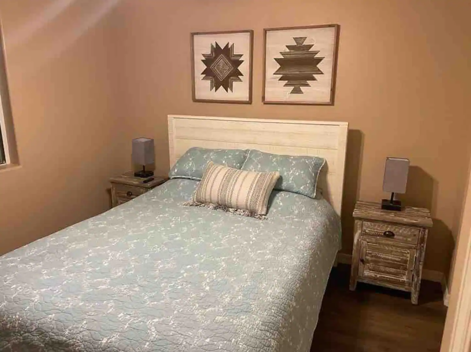 Salt River Getaway - Bedroom 2