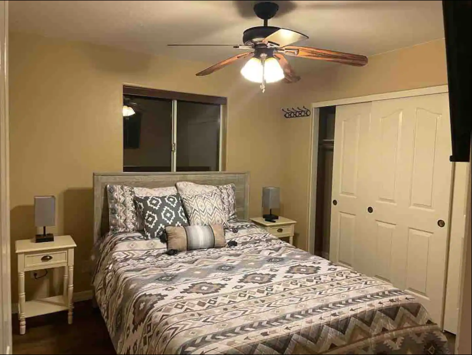 Salt River Getaway - Bedroom 3