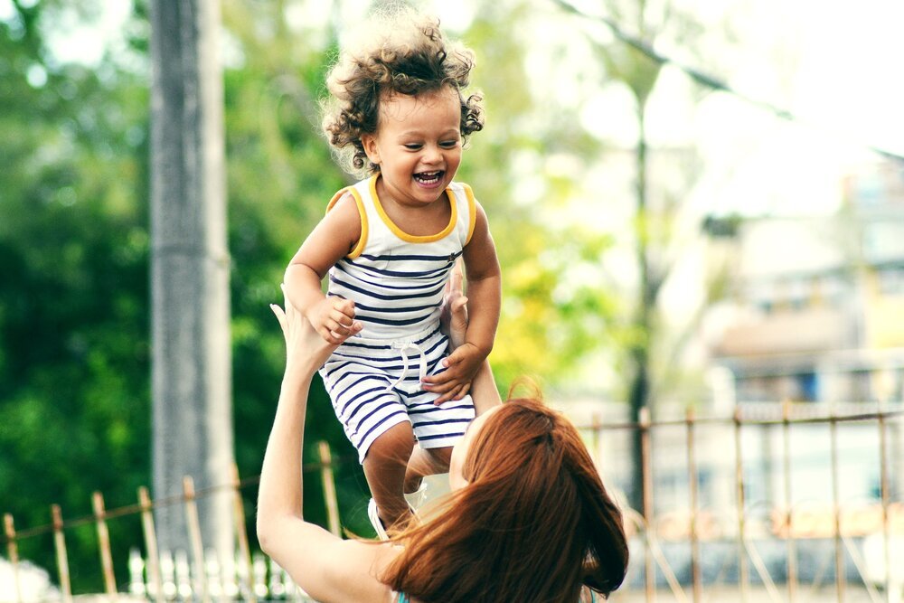 5 Ways Nanny Agencies Support Families In a Competitive Childcare Market