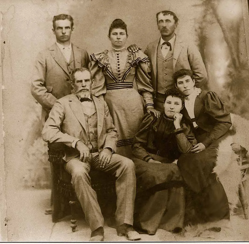 1887 BRANNICK AND MARY RIGGS FAMILY