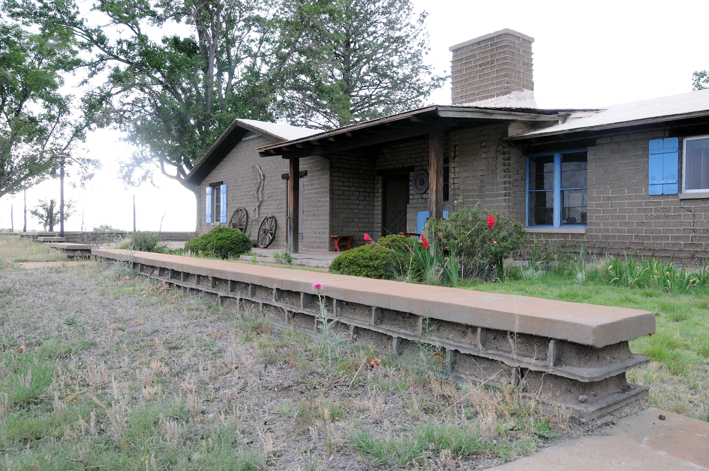 ED RIGGS RESIDENCE