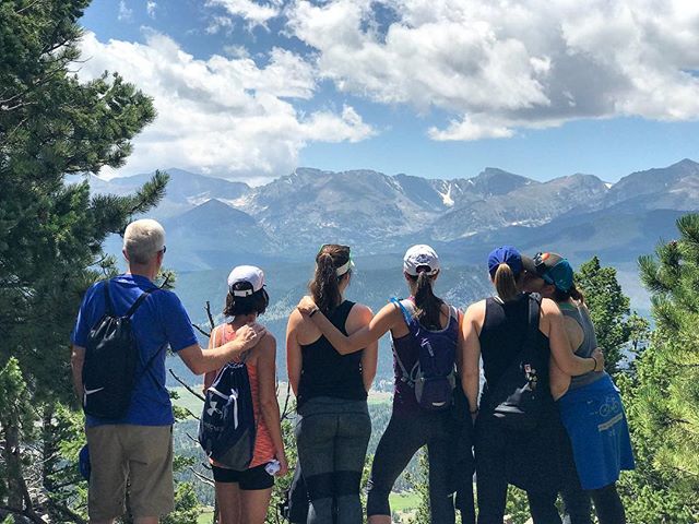 Thanks to our ever-expanding family to another great #werlingweek! It was fun to show off Colorado a bit and hang out and drink beers and eat all the things. Until next year! 📸 by @veloco_rap_star .
.
.
#rockymountainnationalpark #rmnp #deermountain