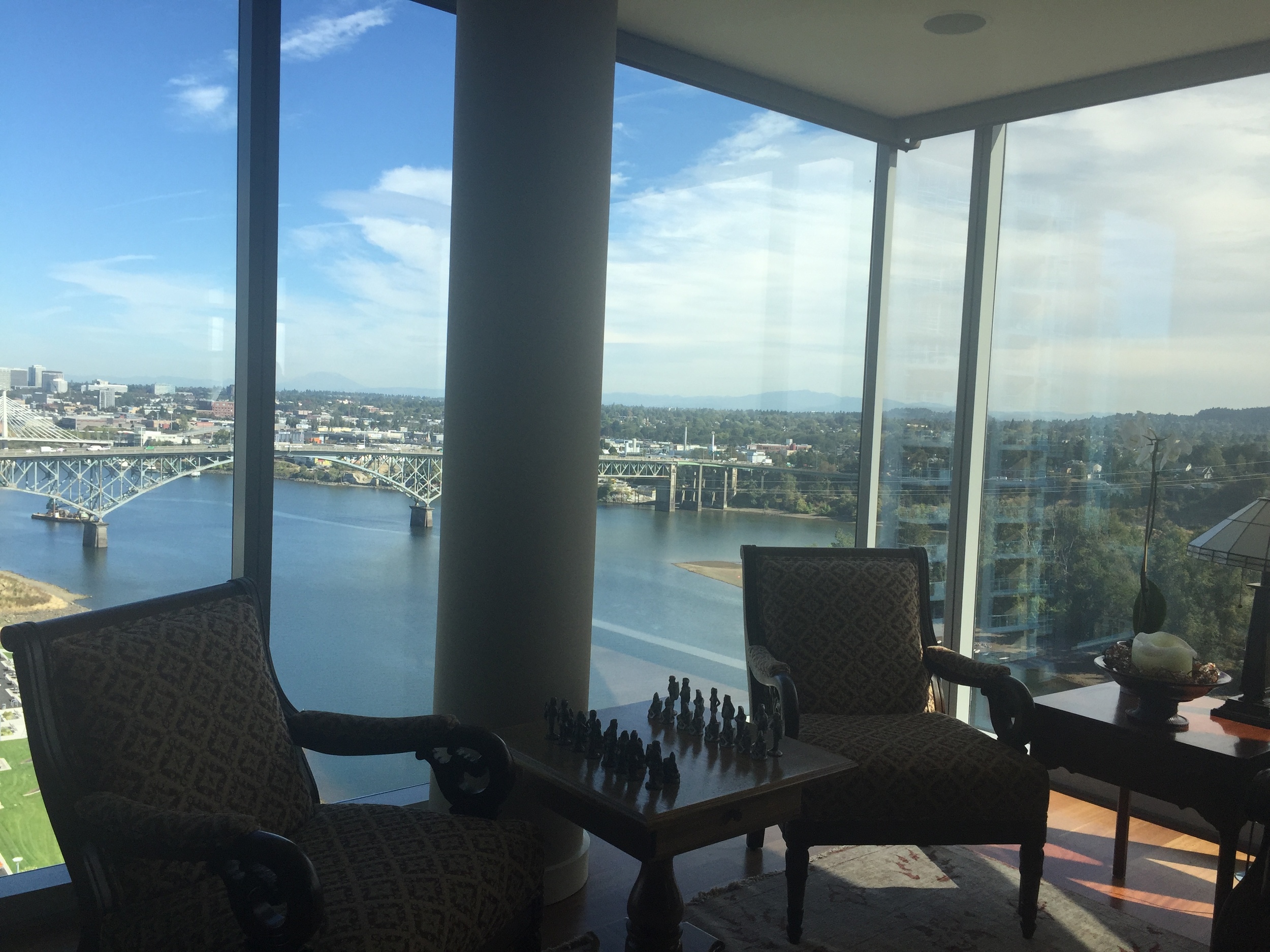 Another incredible view, this time on the South Waterfront. This 17th floor condo was right off the river and had entire walls of windows overlooking the city.