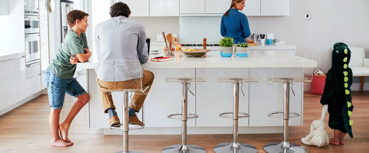 home_solutions_connect_2.jpg