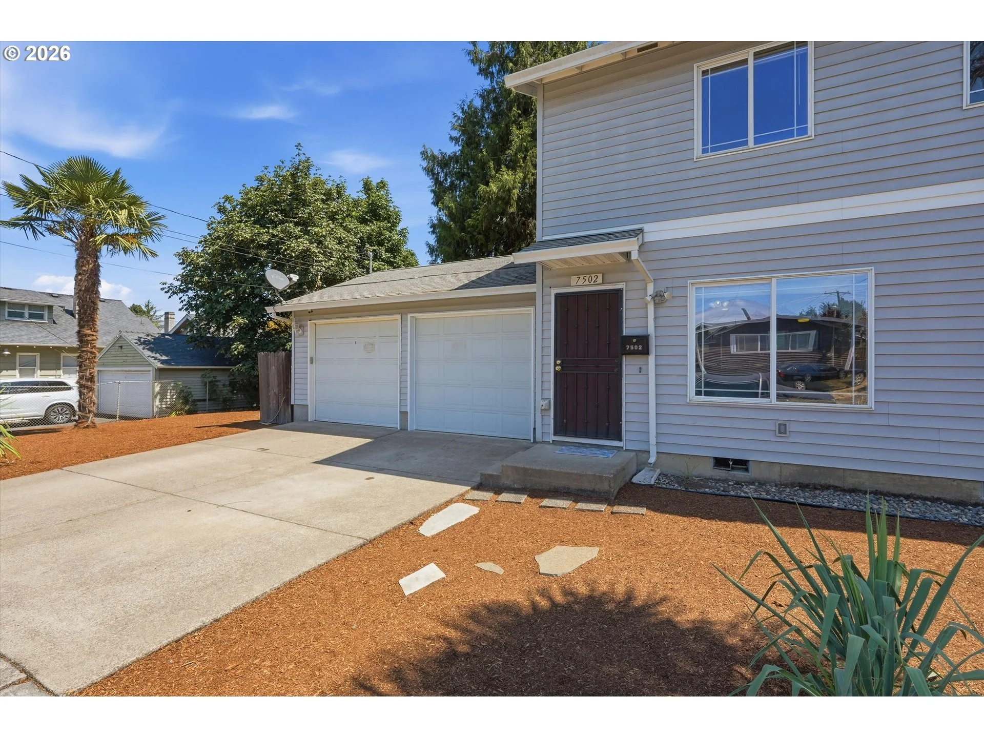 142907452-6.jpg