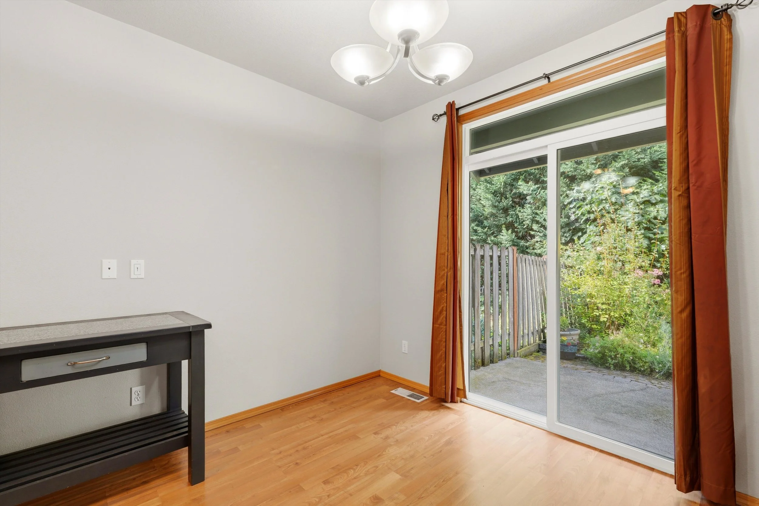 13-5631 SW Norris Terrace-11.jpg
