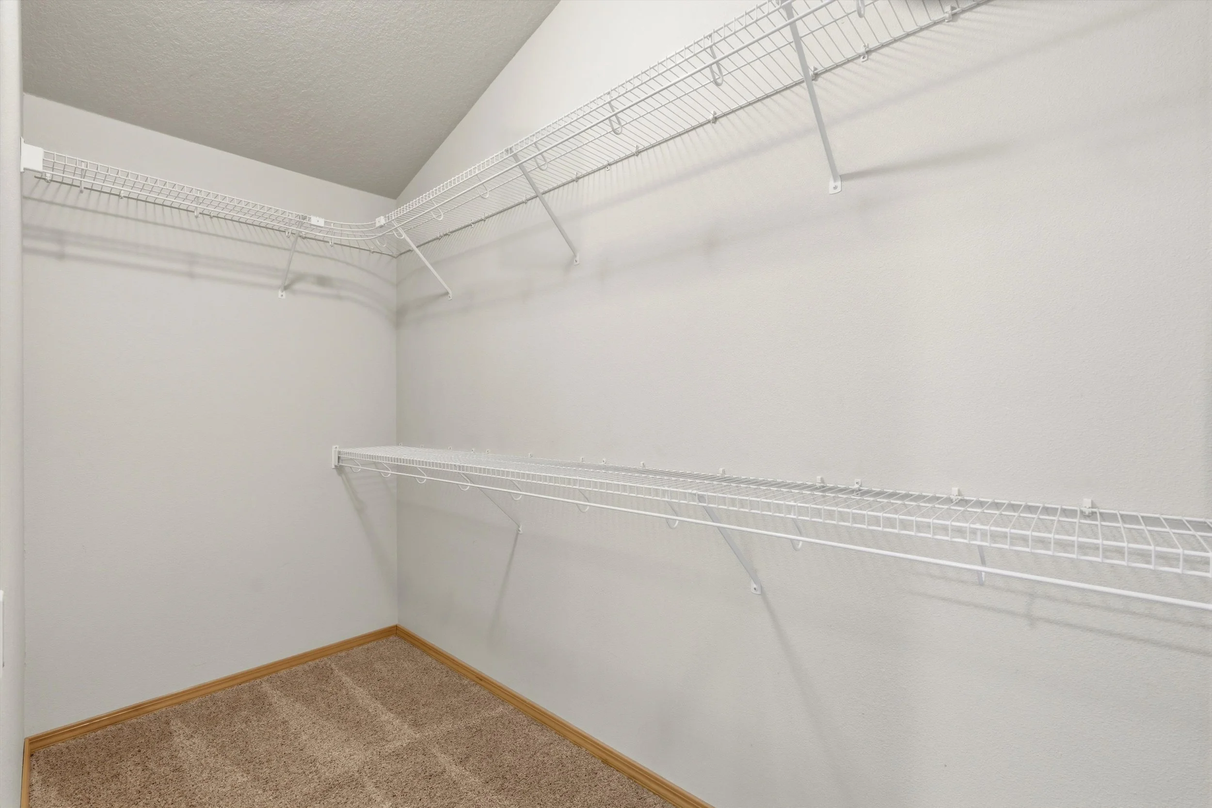 22-5631 SW Norris Terrace-29.jpg