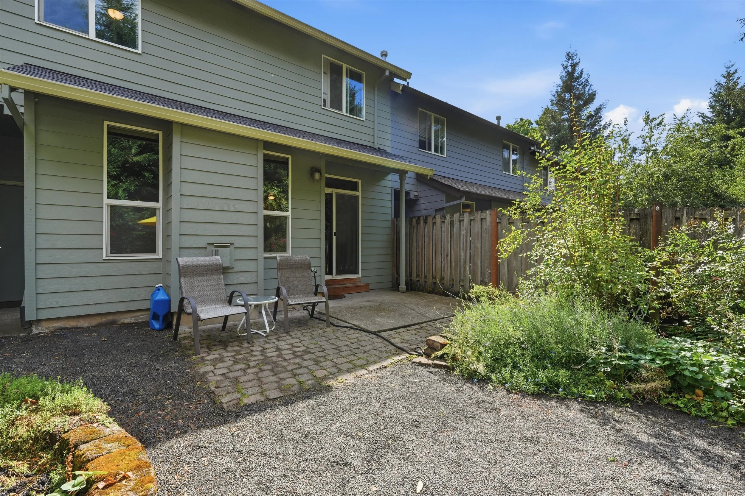 39-5631 SW Norris Terrace-23.jpg