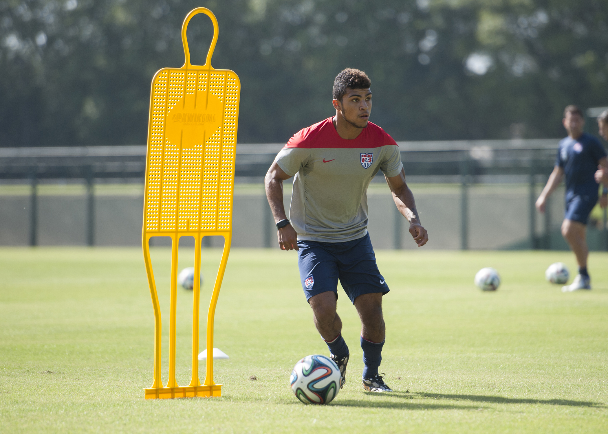 United States defender DeAndre Yedlin looks up towards goal during practice on June 27, 2014.