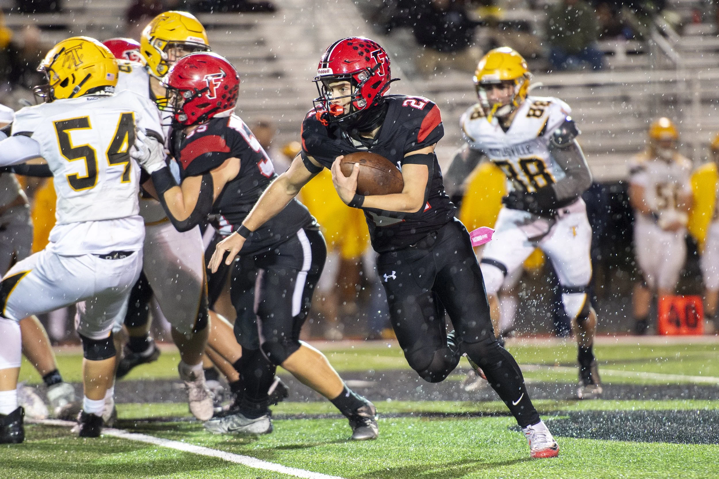  Fairview junior running back Joey O’Reilly (#21) breaks free for a long touchdown run in the 3rd quarter of the Tigers’ 35-14 win over the Titusville Rockets on October 24, 2025 at Jack Bestwick Stadium in Fairview, PA. 