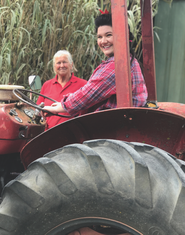 Tanya Hennessy at Rain Hayne and Shine Farmyard