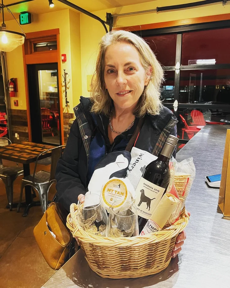 Manzanita Winery Wine Bar & Tasting Room