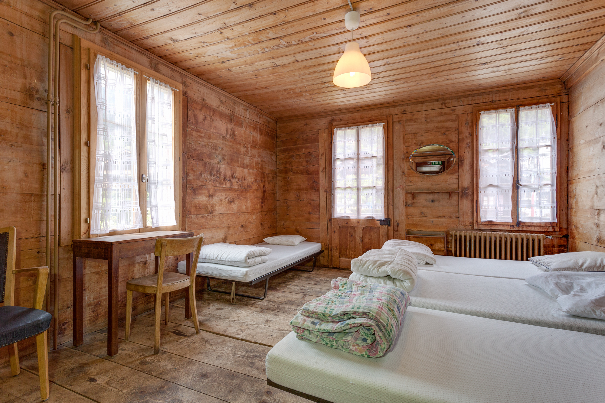chambre 4 lit 1er_9.jpg