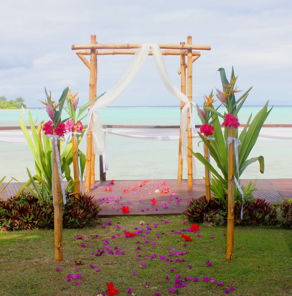 Weddings — Muri Beach Resort, image size:1000x1015