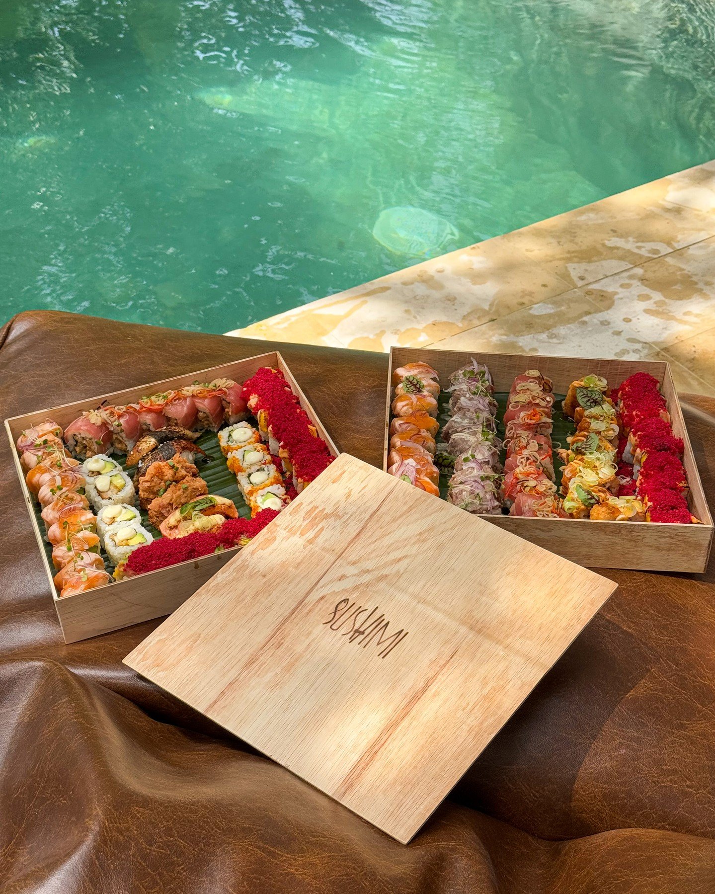 Why choose one roll⁠ when you can have them all? 🍣⁠
⁠
Our Sushimi sets are the ultimate combo.⁠ Tag your sushi crew 👇