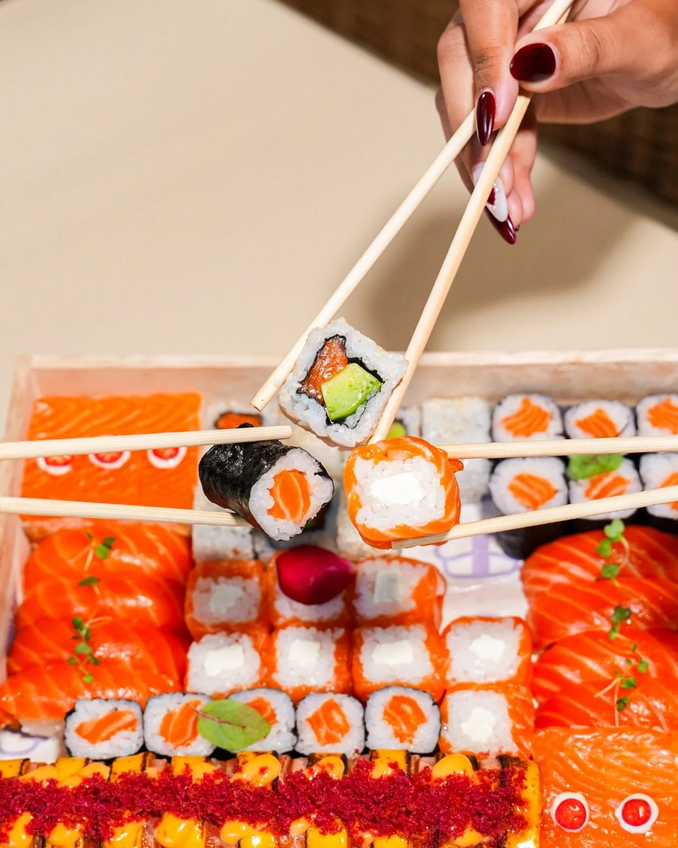 Group therapy but make it sushi ✨