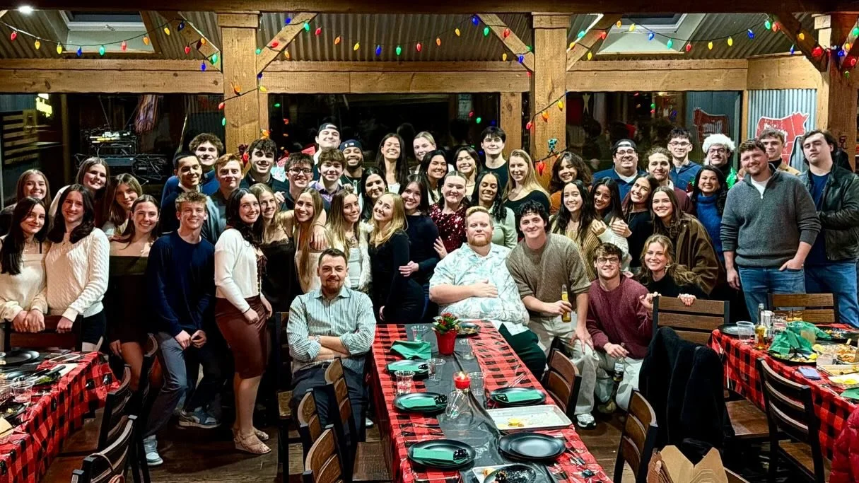 Hope everyone is having a wonderful holiday season!! Merry Christmas from our Hoodoo Family to yours. Thank you to this incredible team who makes all things Hoodoo Possible, we are not who we are today without our amazing staff. Closed tonight and to