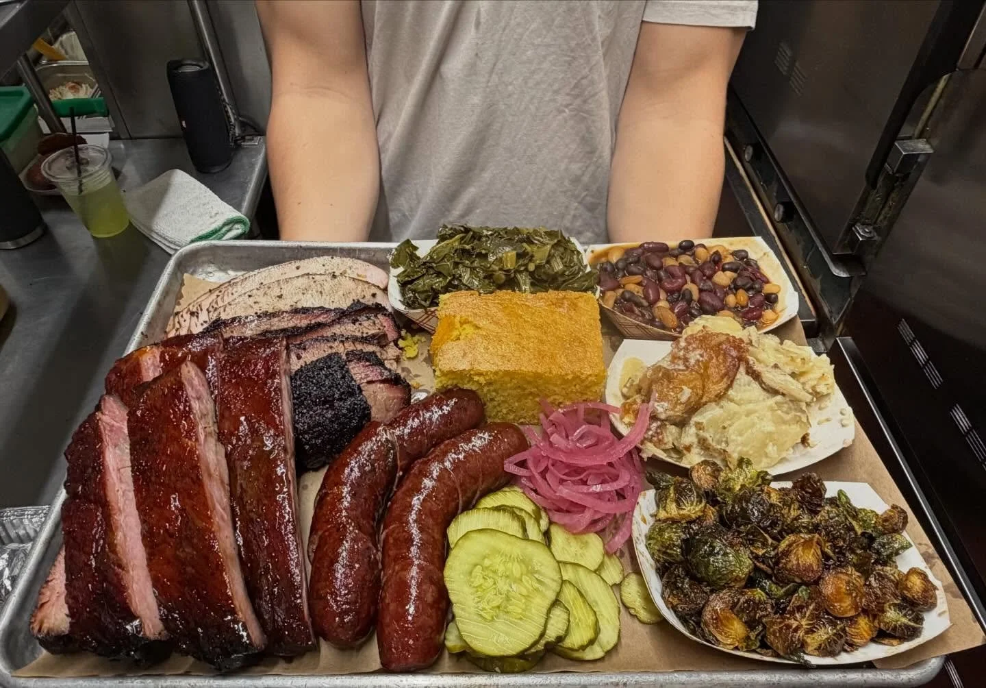 Platterday. It&rsquo;s what&rsquo;s for dinner. (or lunch) #hoodoobrown #bbq #platterday