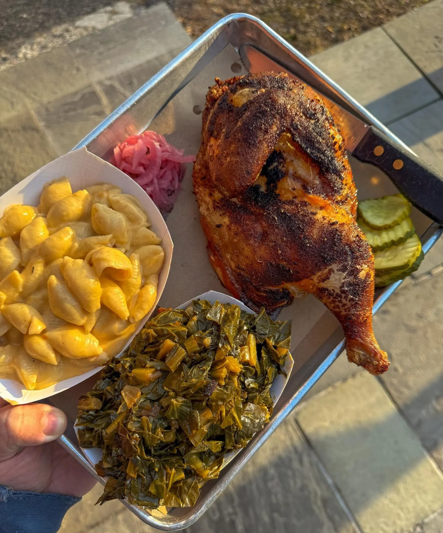 Bobbio&rsquo;s Chicken, slow smoked flash fried and served up for your dining pleasure. Shown here with some delicious Mac and cheese and the juicy collard greens. #hoodoobrown #bbq #collards