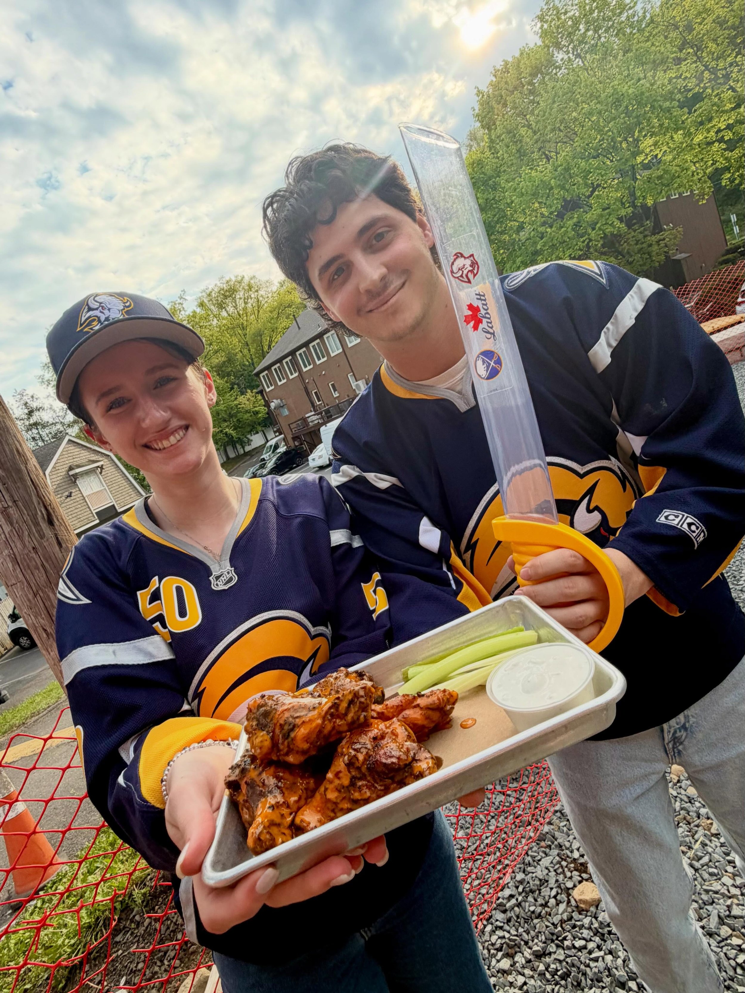 Our 1st Line starters @mikeconch3 and @aislyn.wachnuik and power play unit, just want you to enjoy some Buffalo Wings as much as they enjoy their Buffalo Sabres. Hoo&rsquo;s coming down tonight for some Wings? #hoodoobrown #bbq #sabreup #buffalowings