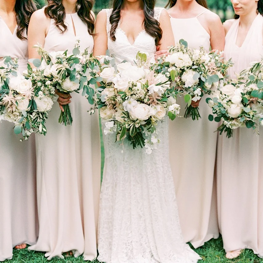 10-Flower-Filled-Natural-Philadelphia-Wedding-Lauren-Fair-Photography.jpg