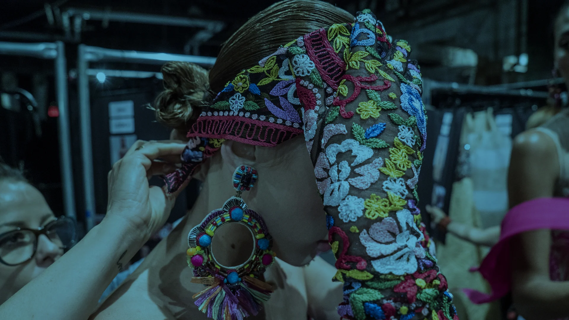 NAEEM KHAN Backstage & Runway Video