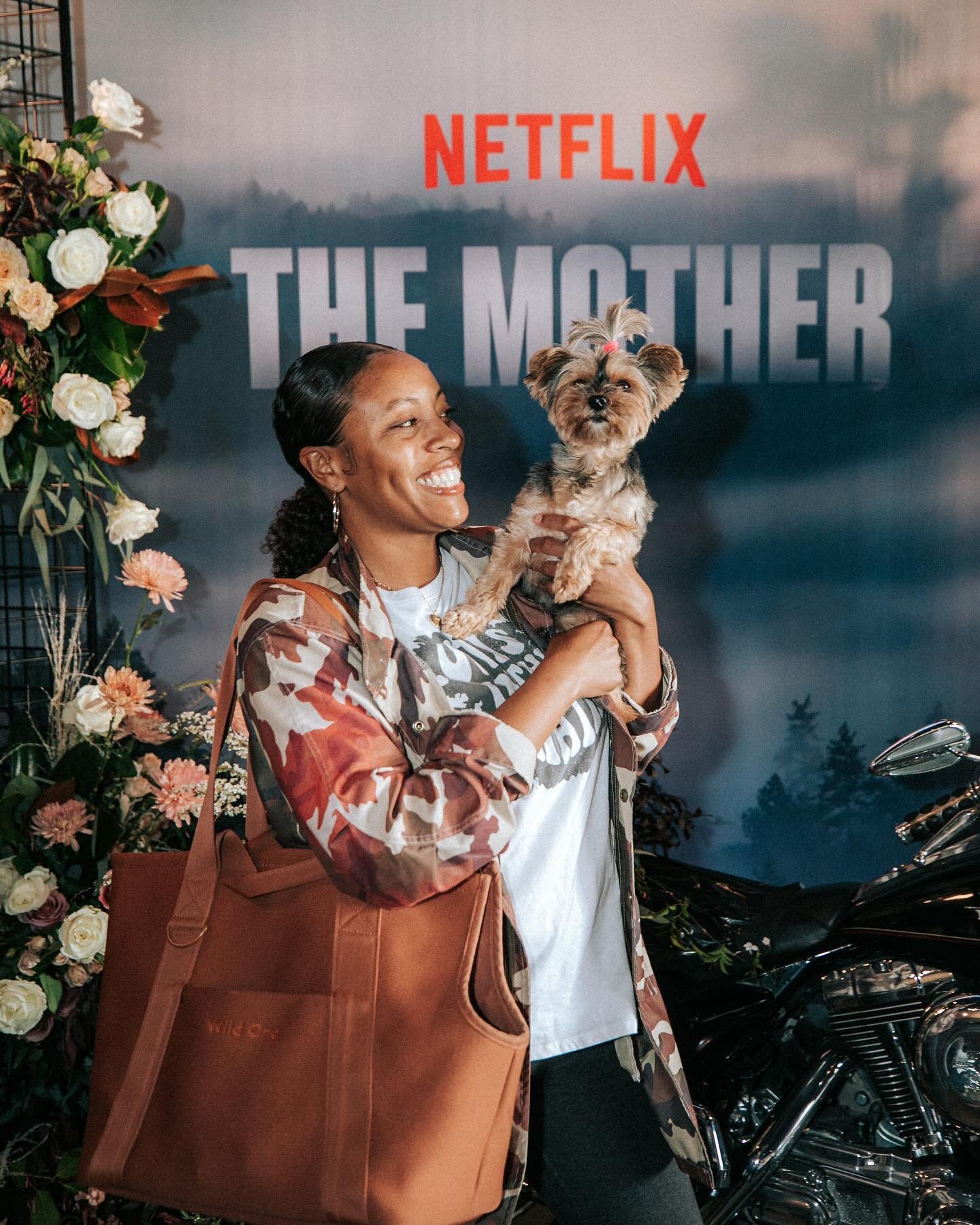 LOVE IS A MOTHER 💐

Throwback to shooting this cute Mother&rsquo;s Day pop up activation in Inglewood last year for @netflix x @rockpluspaper 📸

#eventphotographers #popupevent #netflix #inglewood #losangelesevents #eventphotos