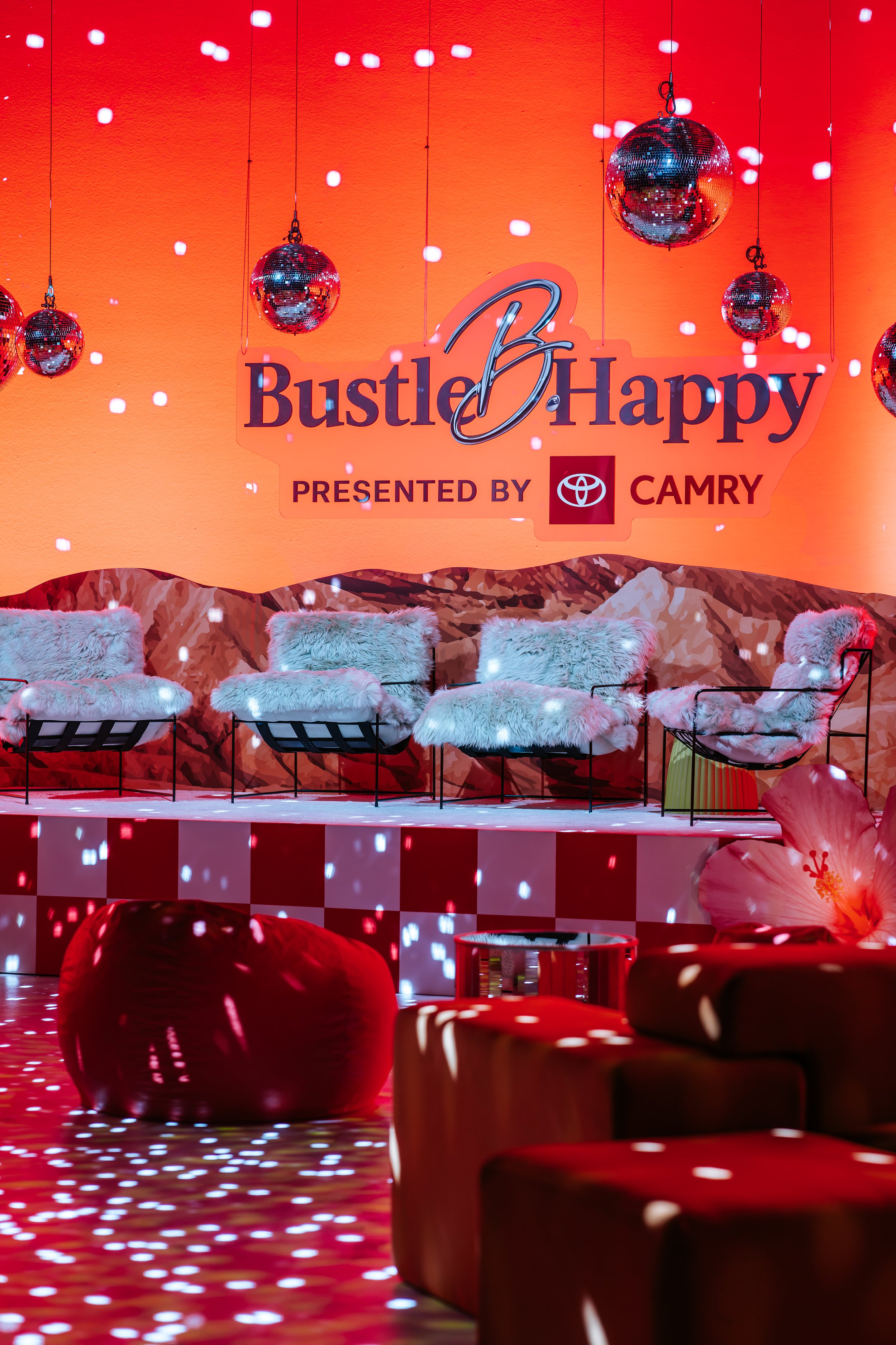 BUSTLE-B.HAPPY_06292024-2412_@KRISTINABAKREVSKI-Enhanced-NR.jpg