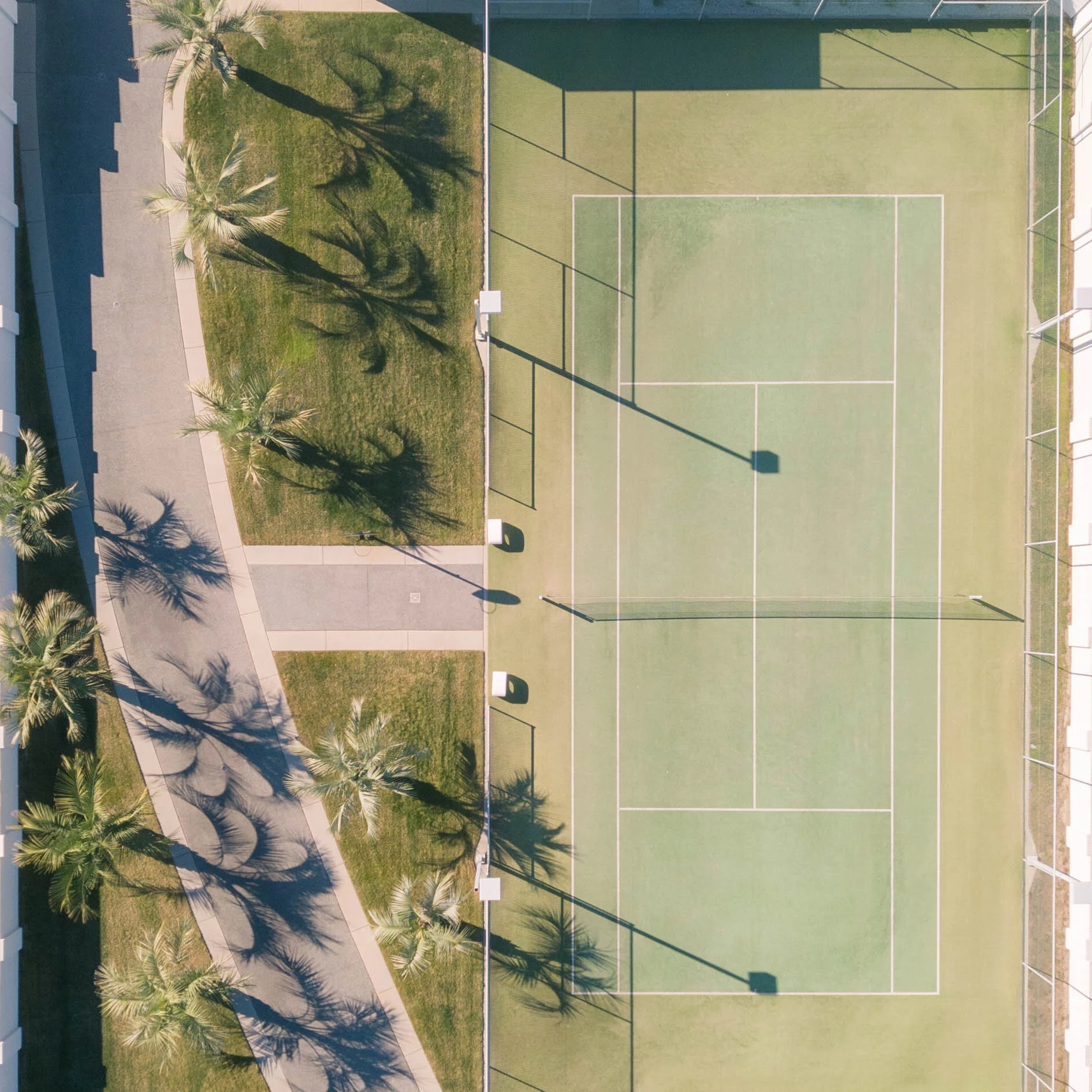 Simontology drone tennis court_.jpg