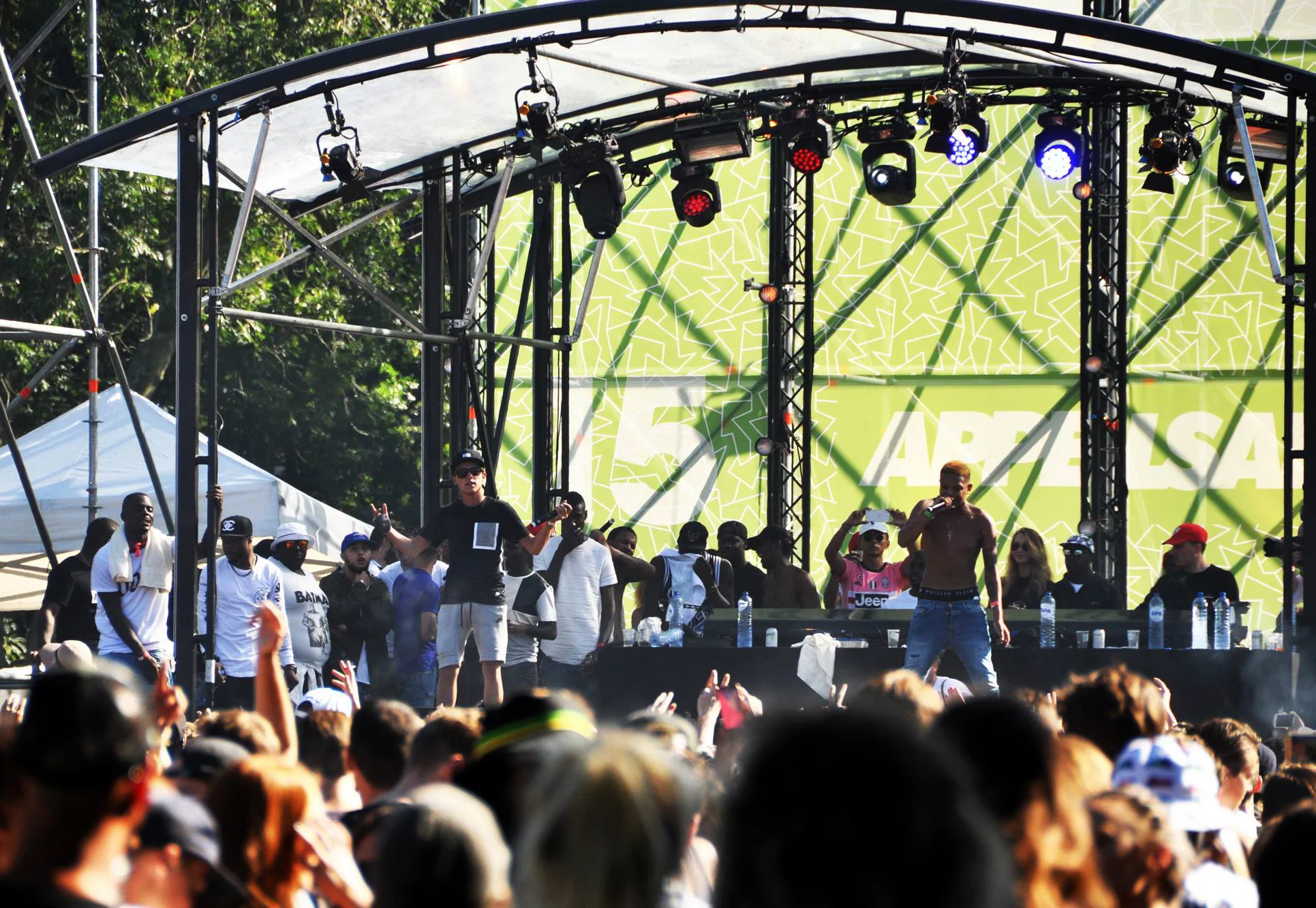  Photography:&nbsp; Maeve Stam . 