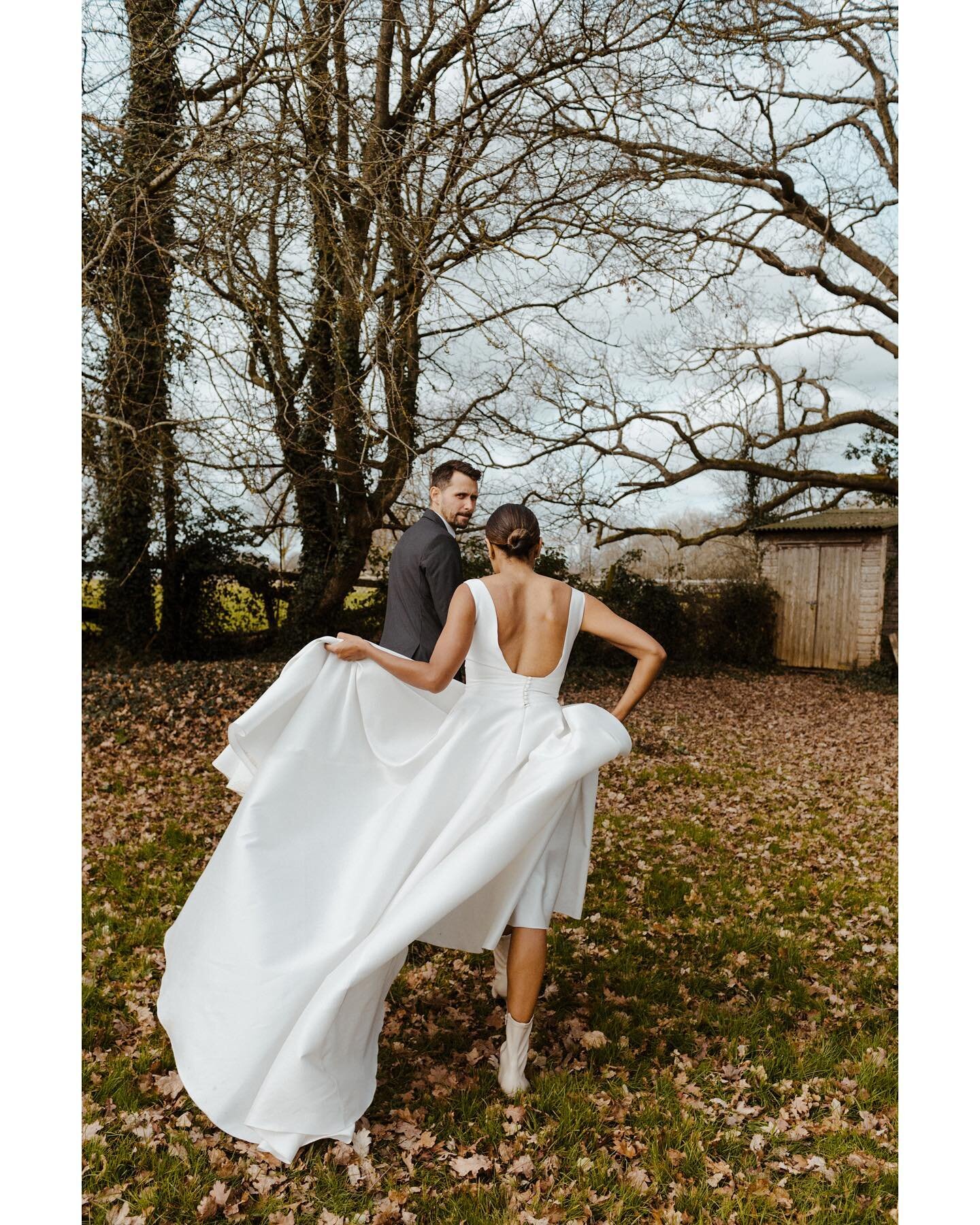 Tom &amp; Yaa your photos are incoming!
.
.
.
.
.
.
.

.
.
.
.
.

⠀⠀⠀⠀⠀⠀⠀⠀⠀
#brighton # #brightonweddingphotographer #london  #weddinginspiration #weddinginpso #brightontownhall  #brightontownhallwedding  #robbinsphotographic #love 
#weddingdress #we