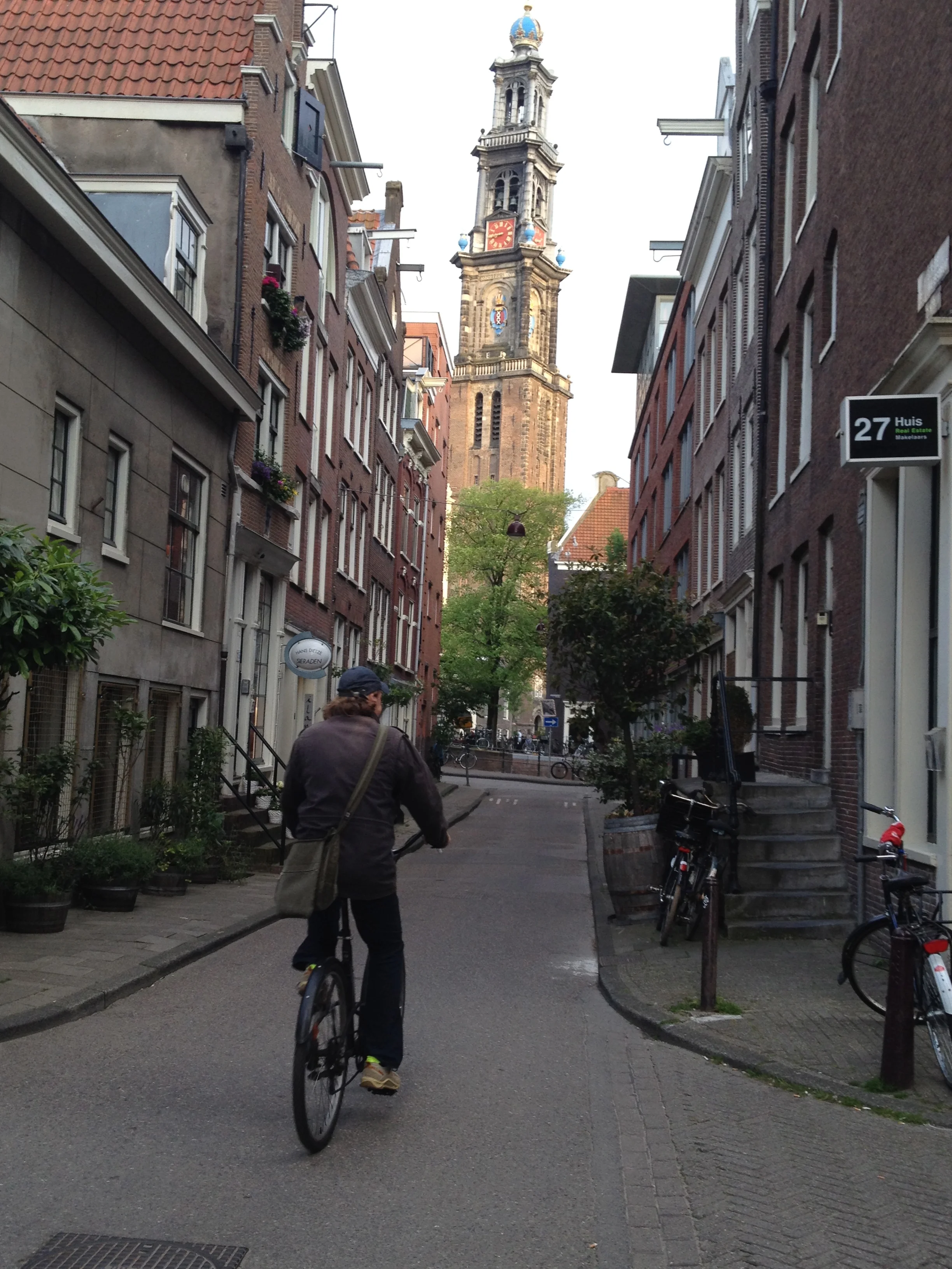A typical street scene in Amsterdam