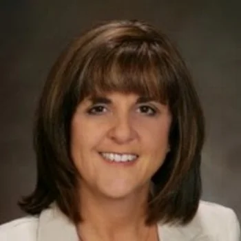 Vicki headshot.jpg