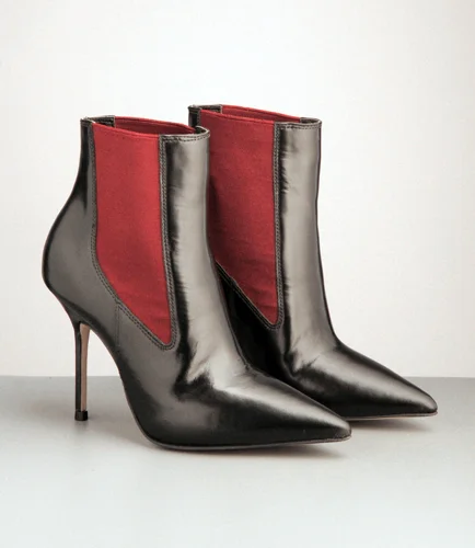 shoes.jpg