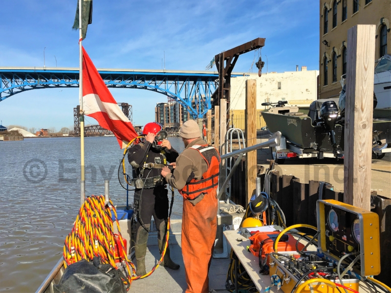 ES-Divers perform underwater inspection, Non-destructive Testing, and Ultrasound Testing.
