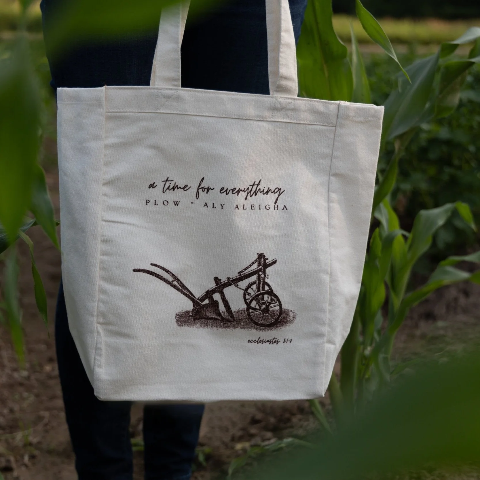photoshopped+tote+____IMG_9116.jpg