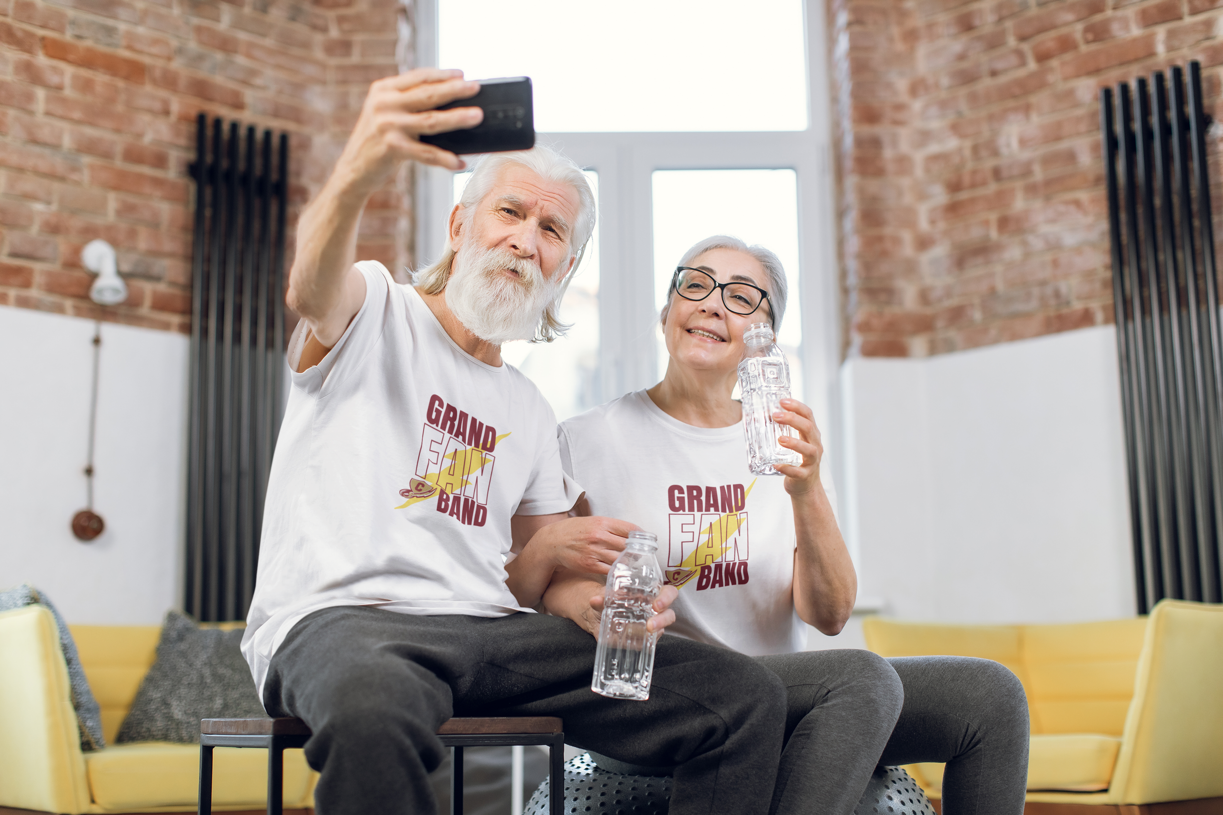 t-shirt-mockup-featuring-a-smiling-senior-couple-taking-a-selfie-m21383-r-el2.png