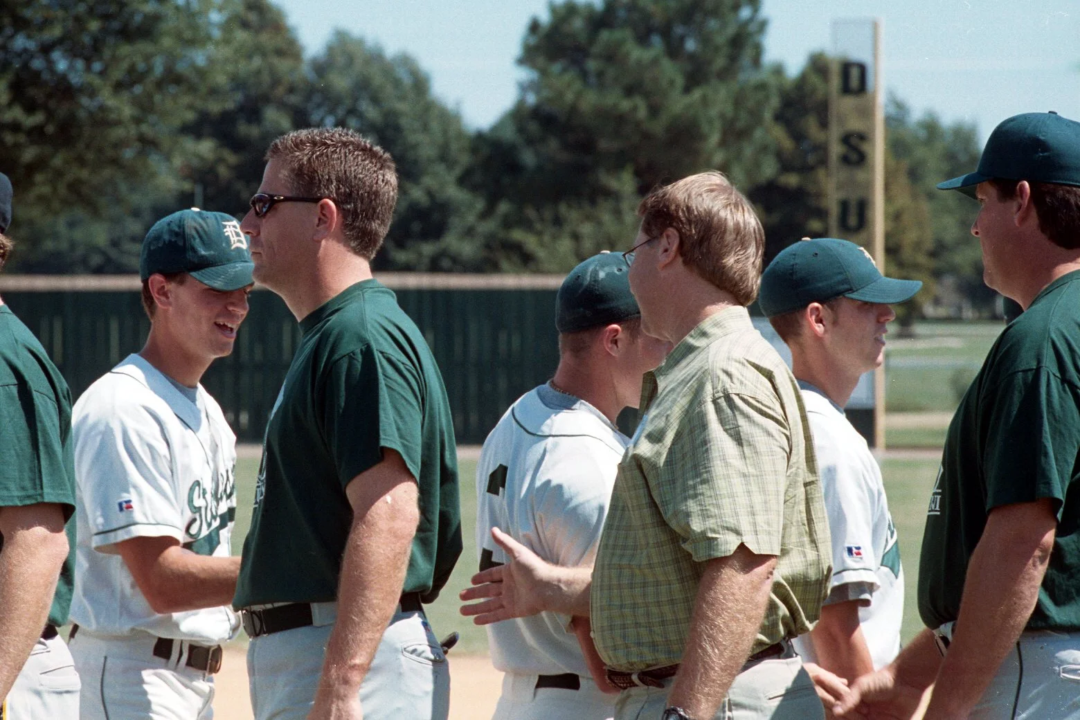 Pig Pickin - Baseball Alumni game 2001 (18).jpg