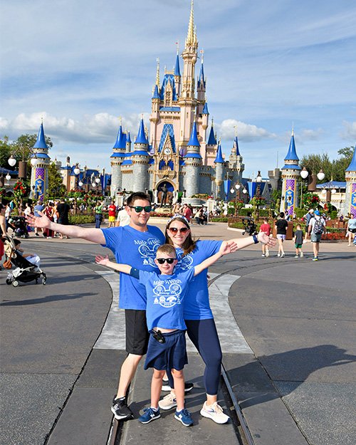 Noah_9_HeartCondition_ToGoToDisney_Castle_ENC.jpg
